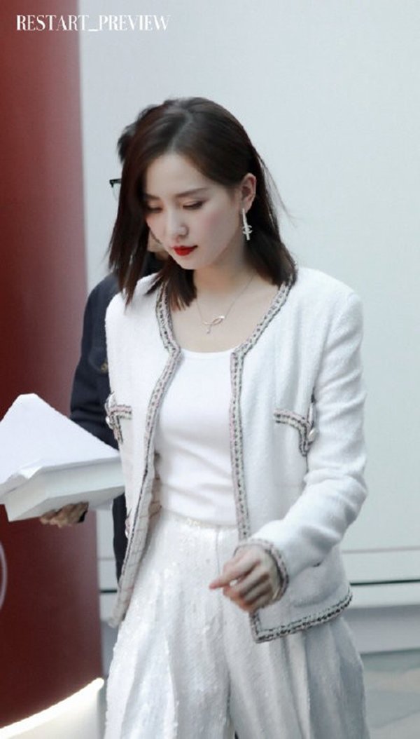 Ngôi sao 24/7: Không ngờ gái 1 con hot nhất Cbiz lại là amp;#34;ái phiamp;#34; của vua - 1