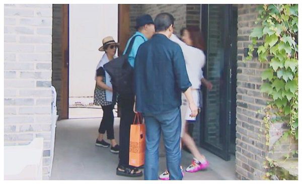 Ngôi sao 24/7: Không ngờ gái 1 con hot nhất Cbiz lại là amp;#34;ái phiamp;#34; của vua - 8