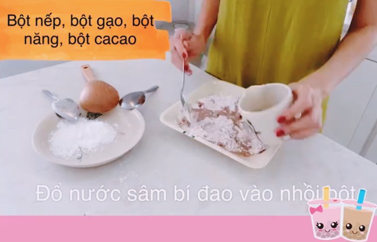 Thủy Tiên làm trà sữa cho chồng con, fan hỏi mua cô liền đáp: amp;#34;Chị đẹp nên sữa chị đắtamp;#34; - 13