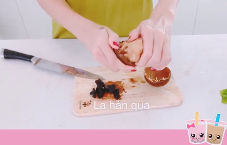 Thủy Tiên làm trà sữa cho chồng con, fan hỏi mua cô liền đáp: amp;#34;Chị đẹp nên sữa chị đắtamp;#34; - 5