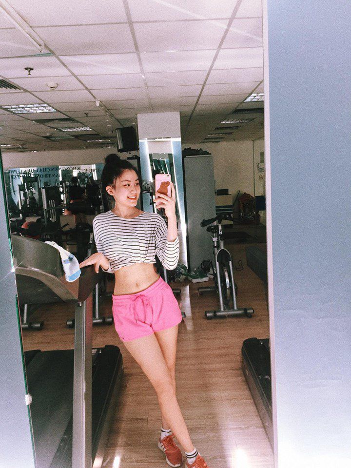 Khi những cô gái vàng làng “tiểu tam” khoe dáng với bikini, hình thể của ai hút mắt nhất? - 16