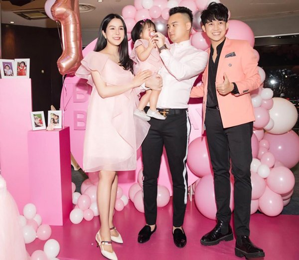 Lần đầu đi đẻ được khen sản phụ đẹp nhất, lần 2 Diệp Lâm Anh còn chơi lớn hơn - 6