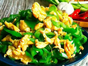 Bếp Eva - Suốt ngày làm trứng bác cà chua, giờ mới vỡ lẽ đây mới thứ chuẩn nhất để xào trứng