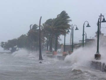 Áp thấp nhiệt đới khả năng mạnh lên thành bão số 6, di chuyển rất phức tạp