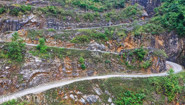 Ảnh: Con đèo 14 khúc cua tay áo hùng vỹ bậc nhất vùng núi Đông Bắc - 5