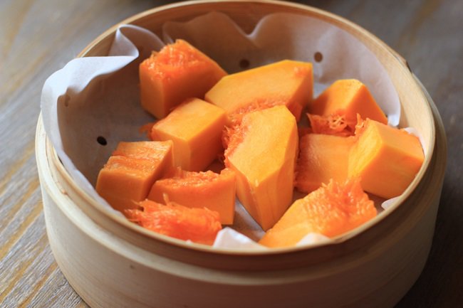 Củ niễng xào thịt bò: Món ăn lạ vị amp;#34;bừng sángamp;#34; cả mâm cơm chiều - 2