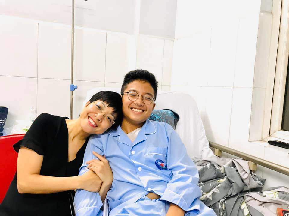 Sao Việt 24h: Công Lý amp;#34;hốt hoảngamp;#34; khi sắp bị con trai dìm hàng chiều cao - 4