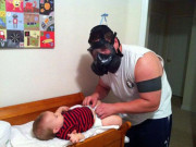 Làm mẹ - Các mẹ thử 1 lần đi để biết cho bố trông con là "sai lầm" lớn nhất của cuộc đời