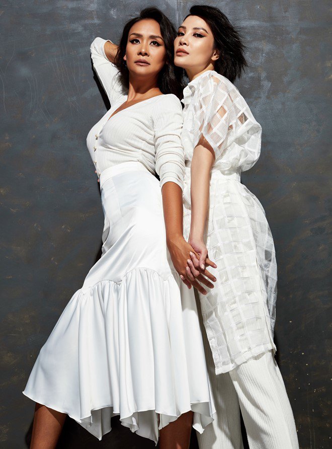 Từng là amp;#34;kỳ phùng địch thủamp;#34;, Vũ Cẩm Nhung và Trần Bảo Ngọc đọ đường cong sau 25 năm - 4