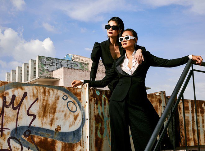 Từng là amp;#34;kỳ phùng địch thủamp;#34;, Vũ Cẩm Nhung và Trần Bảo Ngọc đọ đường cong sau 25 năm - 9