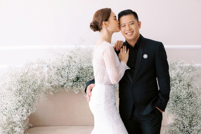 Giang Hồng Ngọc tung ảnh cưới, diện mạo con trai giấu kín suốt 1 năm amp;#34;lấn átamp;#34; cả bố mẹ - 5
