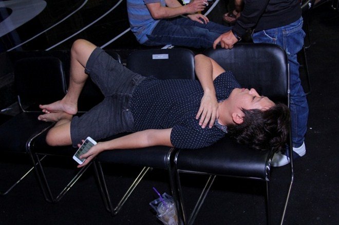 Sau tuyên bố nghỉ chơi gameshow, cảnh Ốc Thanh Vân ngủ gục trong hậu trường làm ai cũng thương - 10