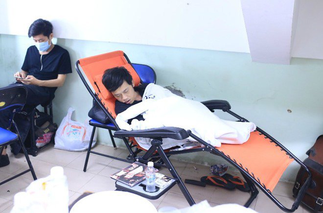 Sau tuyên bố nghỉ chơi gameshow, cảnh Ốc Thanh Vân ngủ gục trong hậu trường làm ai cũng thương - 6