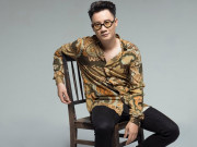 Nhạc - Hoàng Bách nhá hàng MV mới, hé lộ ban nhạc chơi live tái xuất đường đua Vpop