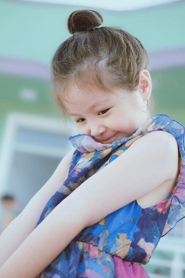 Elly Trần lâu lắm mới khoe hình con, Cadie Mộc Trà giờ xinh như thiếu nữ - 8