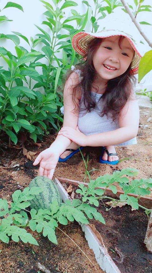 Elly Trần lâu lắm mới khoe hình con, Cadie Mộc Trà giờ xinh như thiếu nữ - 16