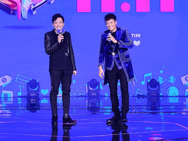 Mặc ồn ào bị đồn hát nhép, Bích Phương vẫn tự tin thể hiện ca khúc amp;#34;Đi đu đưa điamp;#34; - 6