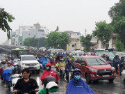 Tin tức - Mưa rả rích từ sáng đến trưa, Sài Gòn se lạnh như mùa thu Hà Nội
