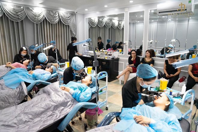 Viện thẩm mỹ DIVA Vị Thanh - Hậu Giang kín khách trong ngày đầu khai trương - 6