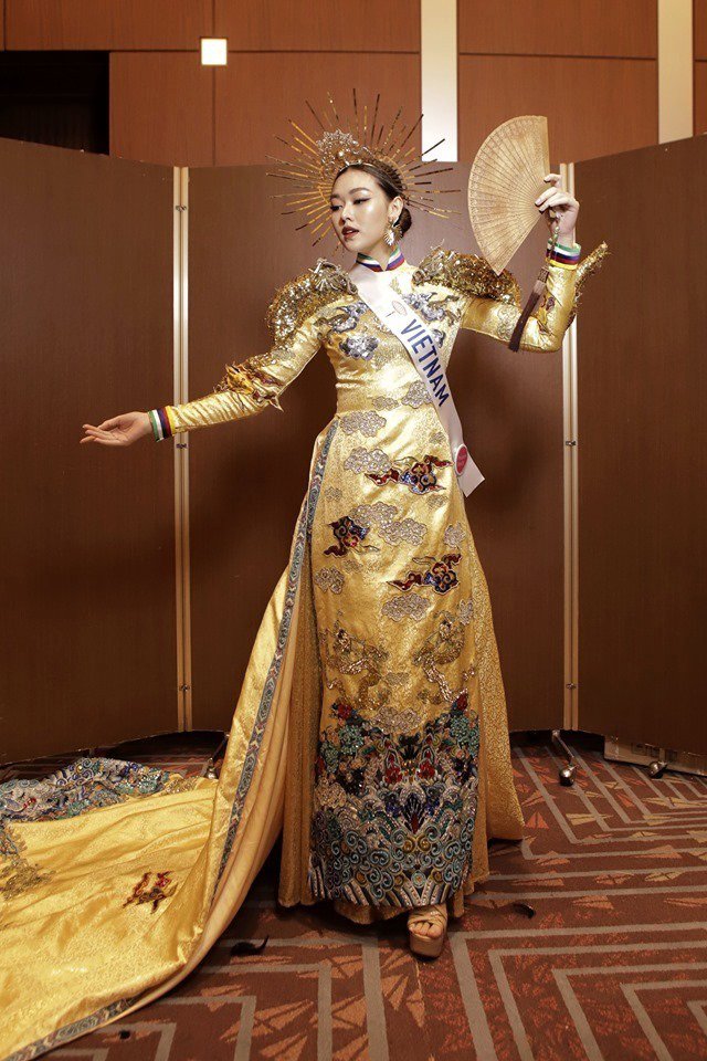 Sau khi đoạt giải trang phục dân tộc đẹp nhất, Tường San vào TOP 8 MI 2019 - 6