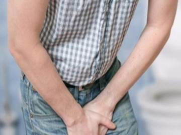 Vợ nhắc chồng dành 1 phút làm điều này hàng ngày để sớm phát hiện ung thư tinh hoàn
