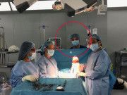 Bà bầu - 3 sao Việt là ông chồng lý tưởng nhất viện phụ sản, vào hẳn phòng xem vợ đẻ