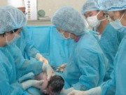 Bà bầu - Mẹ bầu 34 tuần tai nạn không qua khỏi, bác sĩ "nín thở" mổ cứu thai nhi