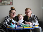 Tin tức - Bác sĩ kết luận con đã chết, bố mẹ thấy điều diệu kỳ khi chuẩn bị nói lời tạm biệt