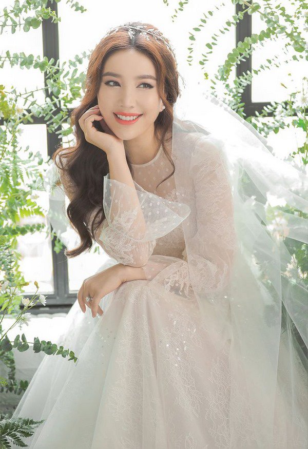 Từng nghịch ngợm với đầu sư tử, Bảo Thy giờ “lột xác” hoàn toàn, sắp là cô dâu xinh đẹp - 11