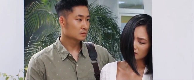 Bí mật Hoa Hồng Trên Ngực Trái: Ham hố nhảy xuống nước cứu người, Khuê gặp ngay amp;#34;tai nạnamp;#34; - 11