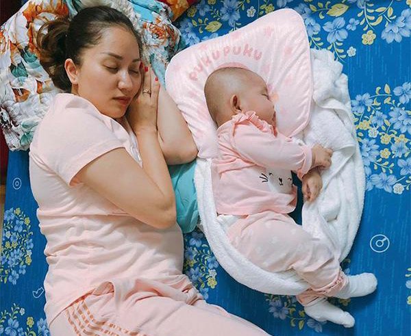 Chồng lén chụp ảnh vợ sau sinh: Lâm Vỹ Dạ như bà giúp việc, Lê Phương kém gì đâu - 4