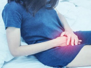 Sức khỏe - Nữ sinh bị viêm phụ khoa mãi không khỏi, đi khám phát hiện bất thường ở âm đạo