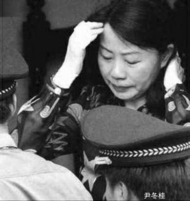 Nữ dâm quan trói đời tài xế riêng trẻ khỏe phục vụ giường chiếu suốt 6 năm - 1