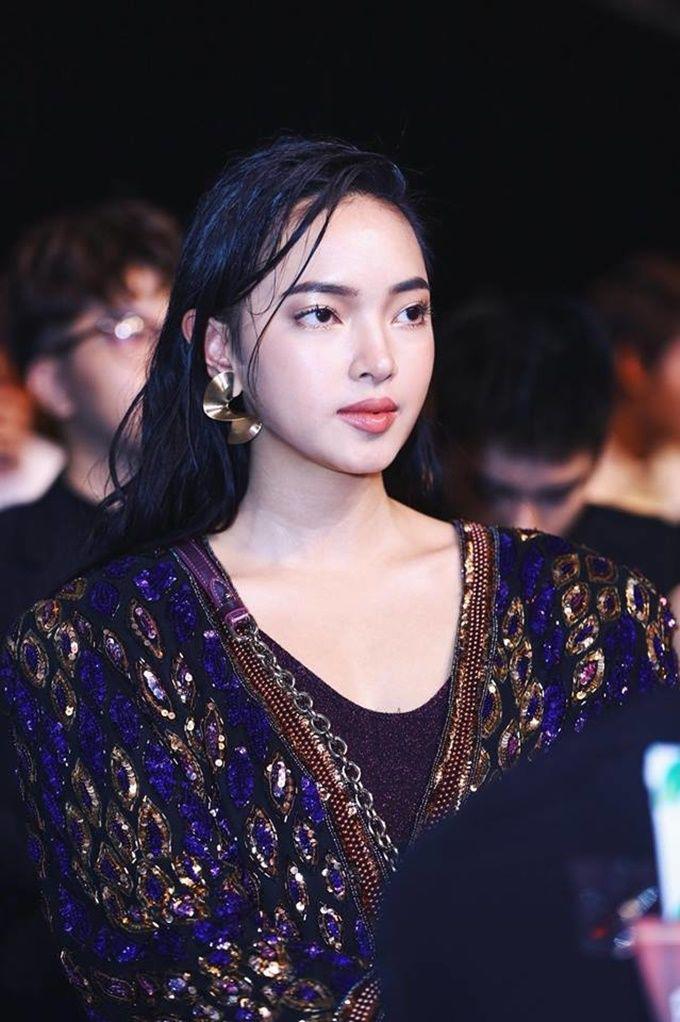 Chạy theo mốt tóc ướt, Minh Hằng - Hương Giang amp;#34;đánh rơiamp;#34; nhan sắc vì điều này - 11