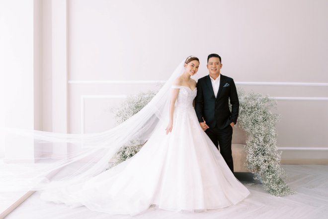 Bi hài đám cưới Giang Hồng Ngọc: Con trai 1 tuổi liên tục khóc khi bố mẹ bận tiếp khách - 24