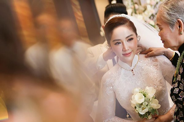 Rạng rỡ trong ngày chính thức về nhà chồng, Bảo Thy hôm nay chính là cô dâu xinh đẹp nhất - 4