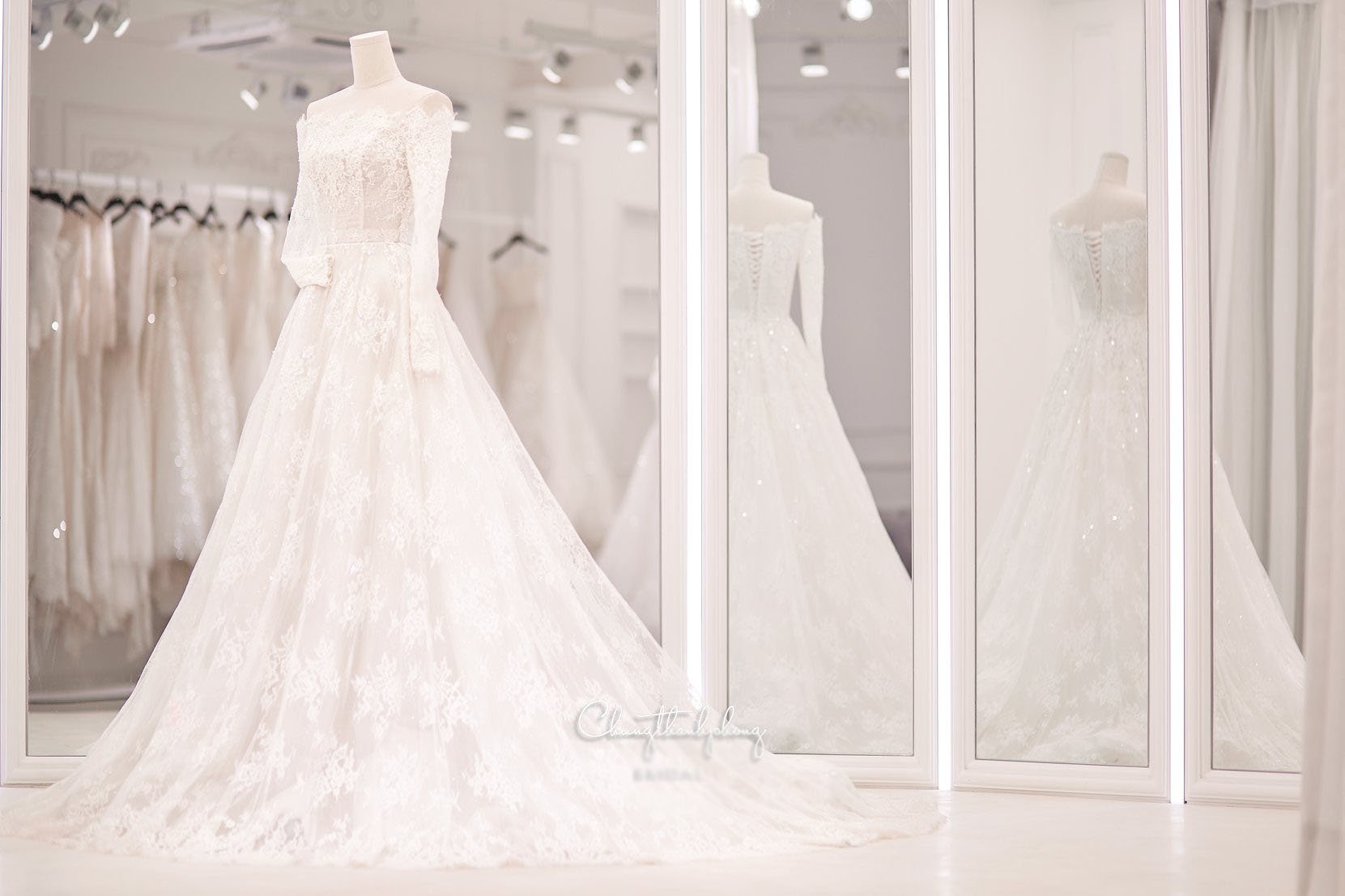 Bảo Thy diện 3 bộ váy cưới ren tinh xảo, tôn trọn sắc vóc tựa nữ thần ngày lấy chồng - 8