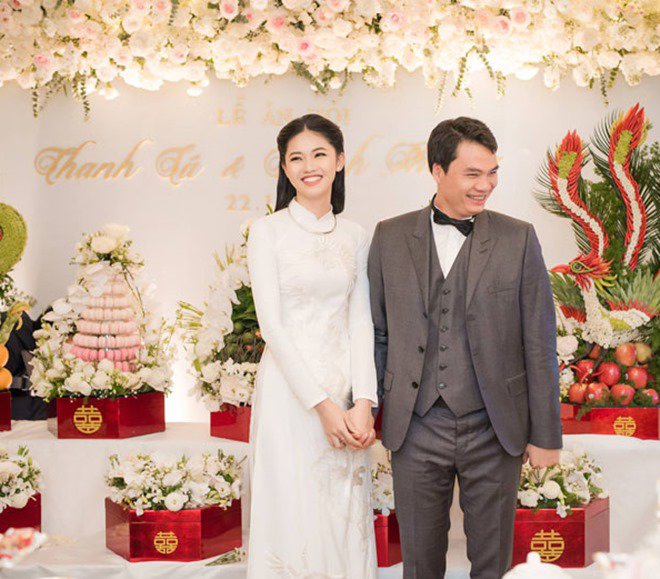 5 sao nữ lấy chồng hơn nhiều tuổi: Người đi xe 70 tỷ, người được tặng 3 căn biệt thự - 8