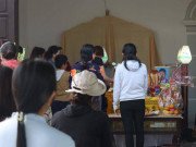 Tin tức - Tin tức 24h: Bố sát hại 2 con mua đồ chơi, đắp mộ gió cho con trước khi tự tử