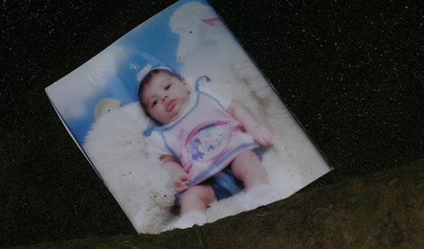 Cô gái amp;#34;đập mặt đi xây lạiamp;#34; đẹp như hoa hậu, nhìn con chào đời chồng tưởng ngoại tình - 1