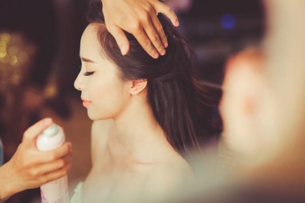 Đã qua rồi thời trang điểm cô dâu lộng lẫy, bây giờ phải makeup tự nhiên mới là chân ái - 3