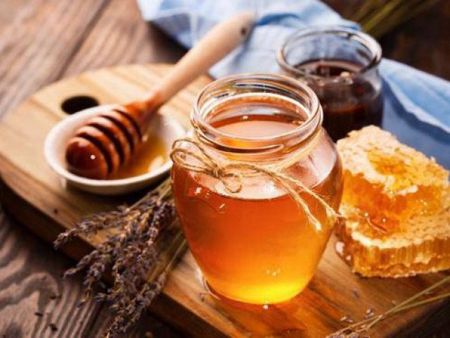 Bột sắn dây và mật ong đại kỵ: Các chuyên gia nói gì?