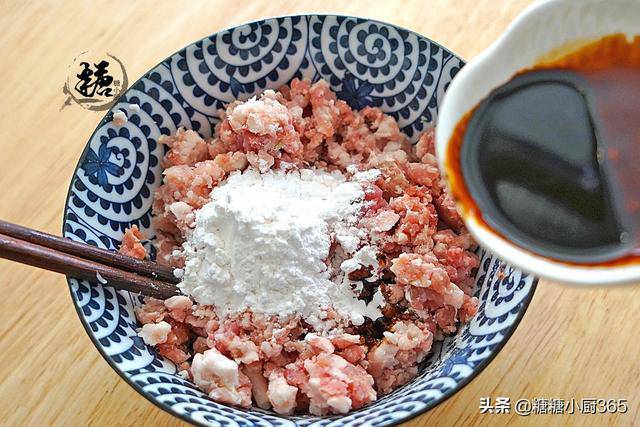 Đãi chồng đậu phụ bị chê tiết kiệm, cho chút thịt băm thành món ngon như cung đình - 2