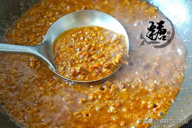 Đãi chồng đậu phụ bị chê tiết kiệm, cho chút thịt băm thành món ngon như cung đình - 4