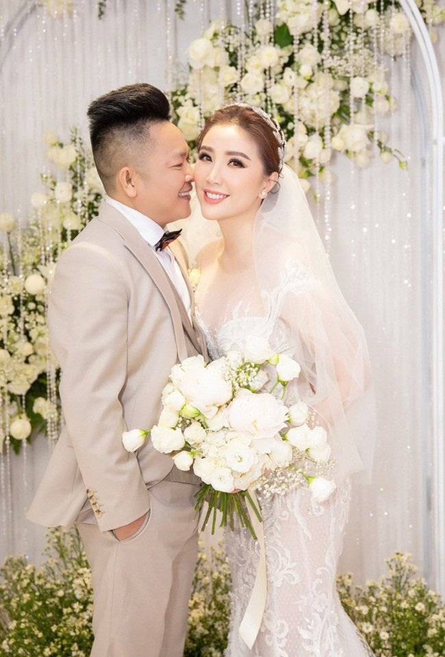 Sau đám cưới, vợ chồng Bảo Thy không động phòng, ngất xỉu trong đêm tân hôn - 2