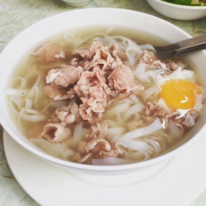 Ngọc Trinh làm hội ghét ăn hành amp;#34;phát khócamp;#34; nhưng xem đến Bích Phương mới thấy thật ác - 9