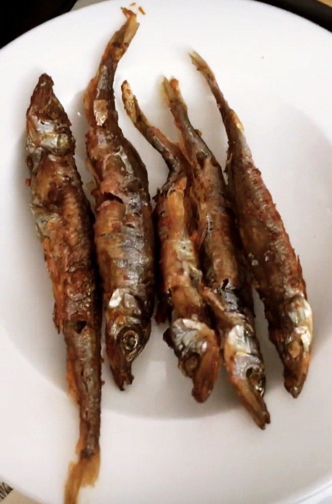 Ngọc Trinh làm hội ghét ăn hành amp;#34;phát khócamp;#34; nhưng xem đến Bích Phương mới thấy thật ác - 2