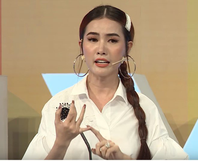 Vân Trang: “Ông xã không phải là gu của tôi nhưng làm tôi cười ngặt nghẽo cả ngày” - 9