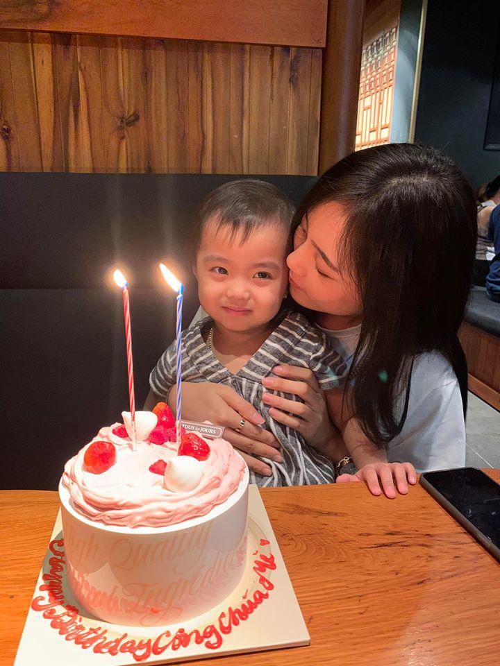 Hotgirl làng hài chia con với chồng cũ, không nhận trợ cấp nuôi con kinh tế vẫn dư dả - 3