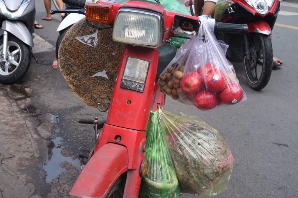 Dùng đồ nhựa đựng thức ăn, BS chỉ 3 sai lầm nhiều gia đình mắc có thể gây ung thư - 3